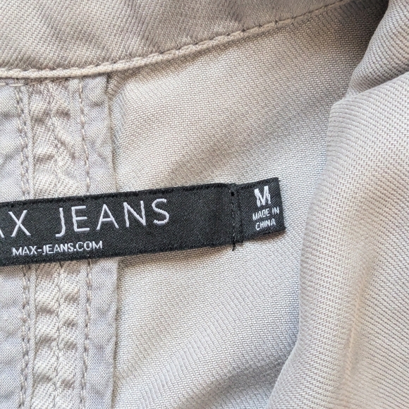 Max Jeans Gray Zipper Vest - Picture 2 of 3